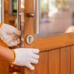 Locksmith,Fixing,Lock,Door,Of,Dining,Room,Hotel.